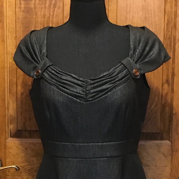 Tahari Petite Sleeveless Dress, Gray, 8P NWOT - Picture 3 of 8